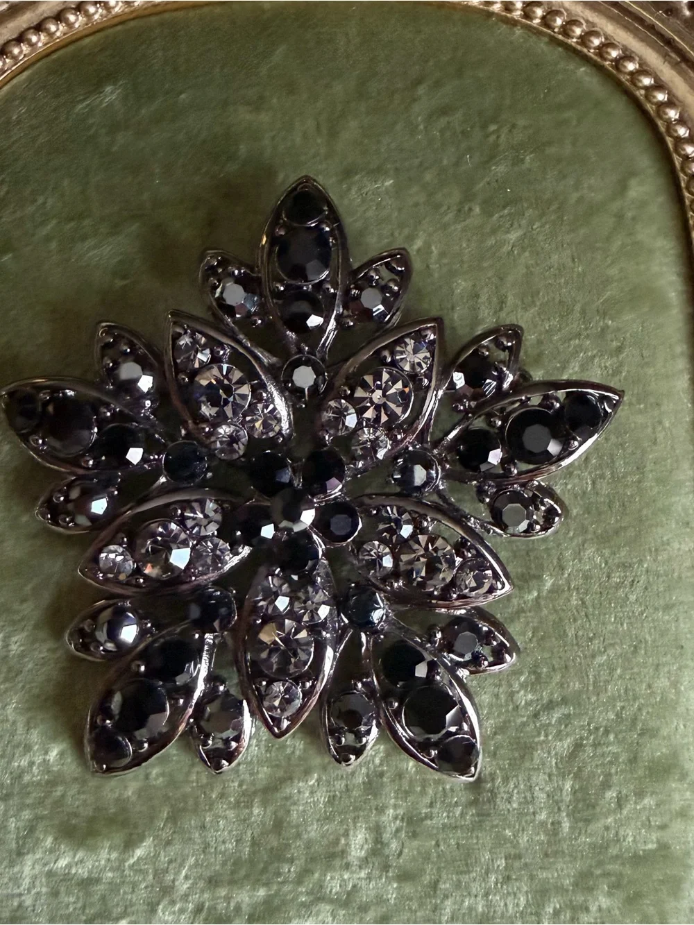 N/A sparkling black